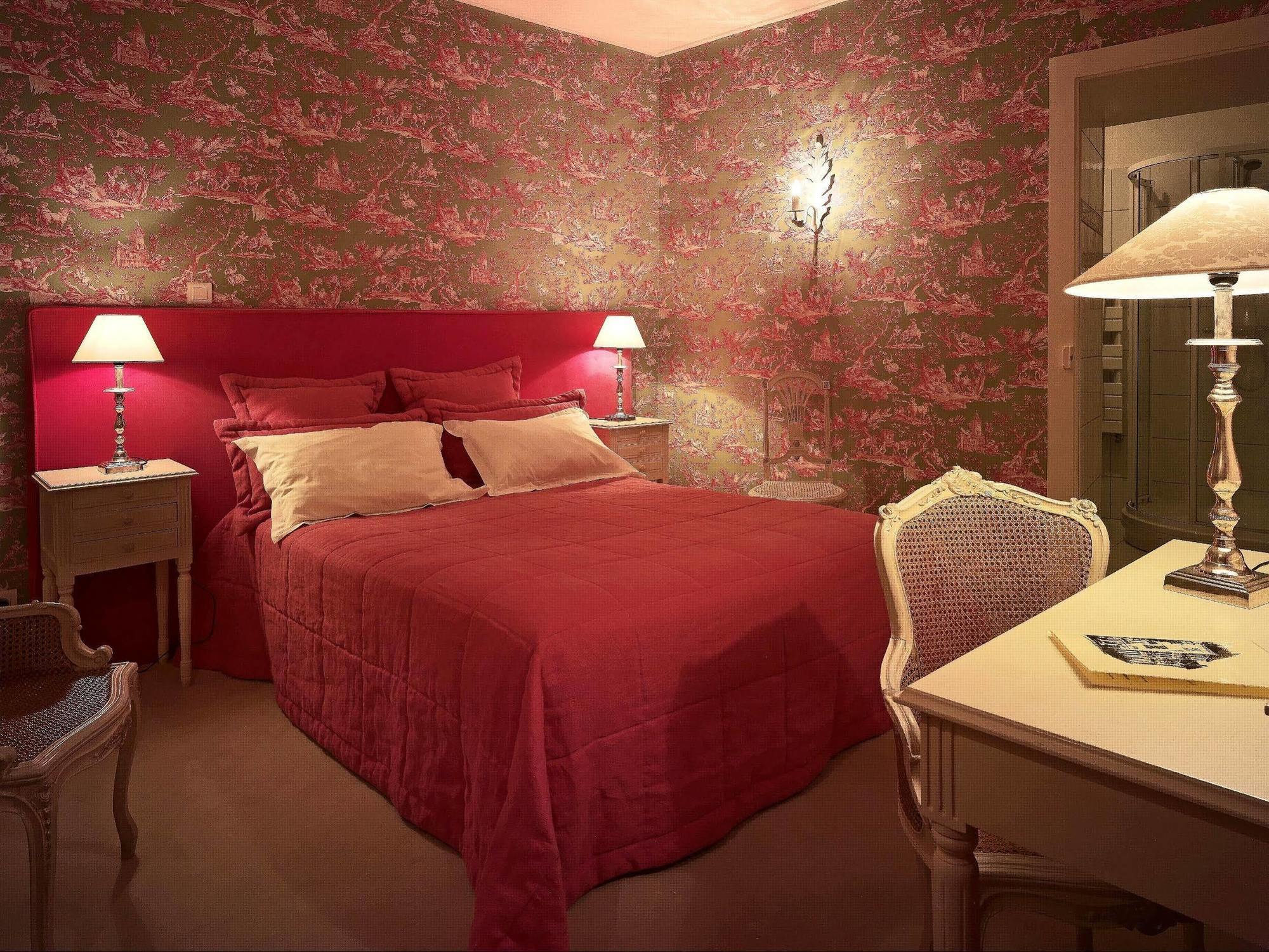 Logis - Hotel & Restaurant Du Tribunal Mortagne-au-Perche Eksteriør bilde