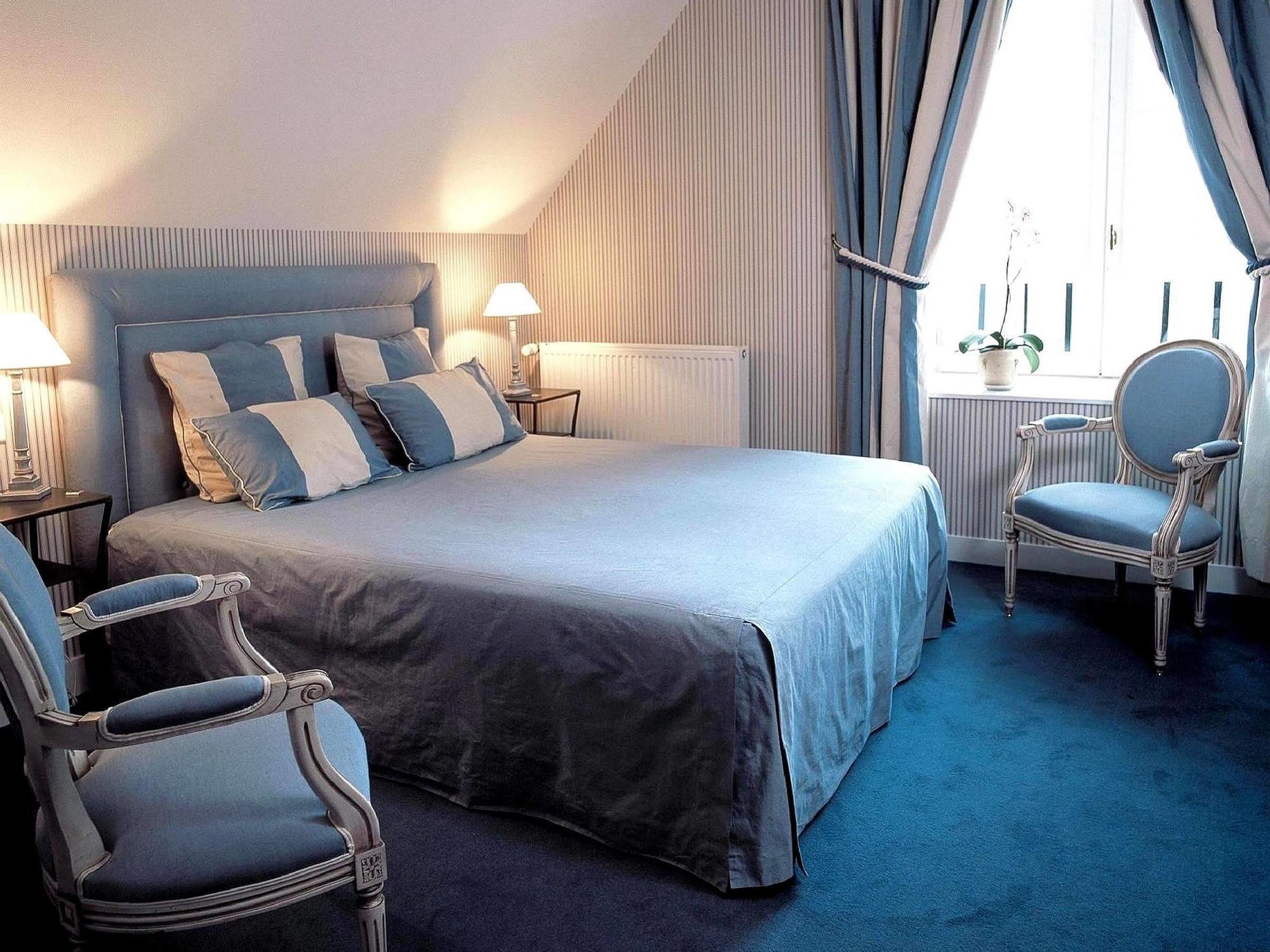 Logis - Hotel & Restaurant Du Tribunal Mortagne-au-Perche Eksteriør bilde
