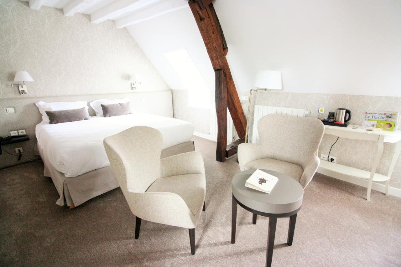 Logis - Hotel & Restaurant Du Tribunal Mortagne-au-Perche Eksteriør bilde